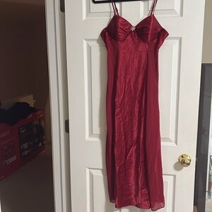 Women’s spaghetti strap nightie